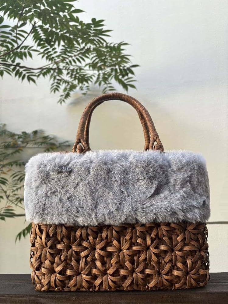 【秋冬】山葡萄かごバッグ 手作り 立体花 内布あり 和服バッグ ファー付き Amazon.co.jp: 秋冬山葡萄かごバッグ 手作り 立体花 内布 和服